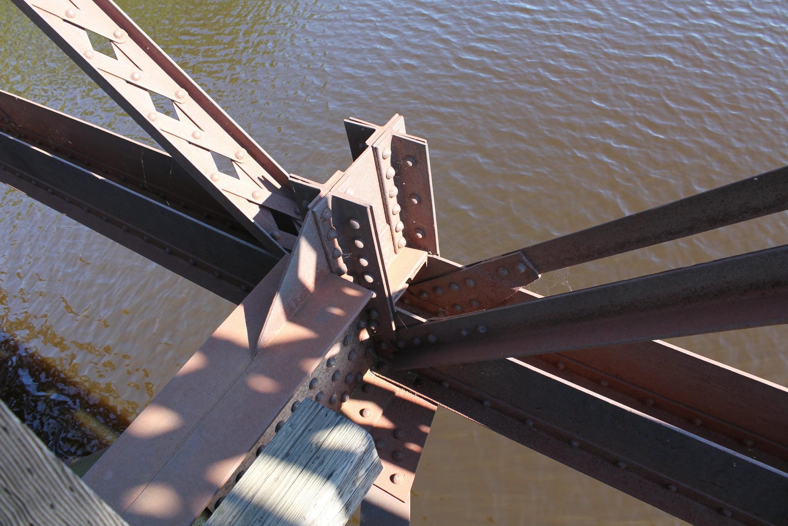 Lower connection, west span